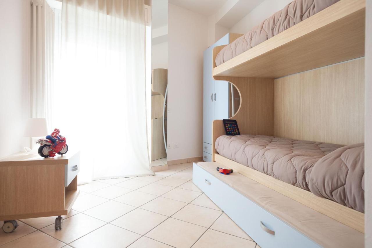 Residenza Alma Aparthotel Riccione Exterior photo