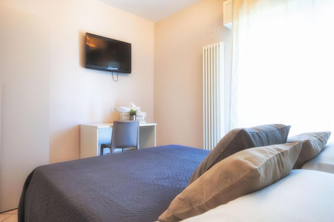 Residenza Alma Aparthotel Riccione Exterior photo